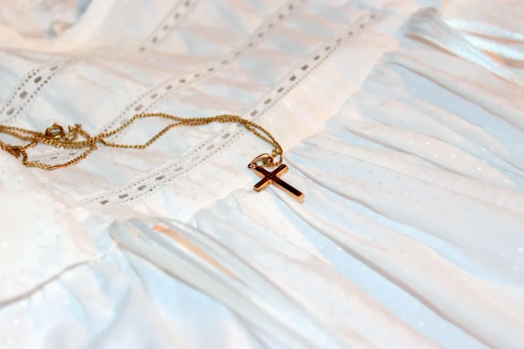 Médaille en or : comment choisir le cadeau de baptême idéal ?