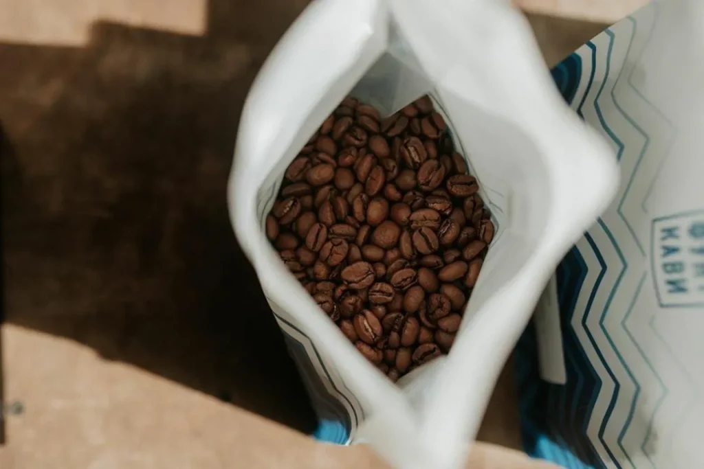 Comment choisir l’emballage idéal pour préserver l’arôme du café ?